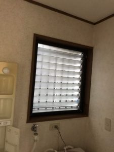 浴室の窓施工