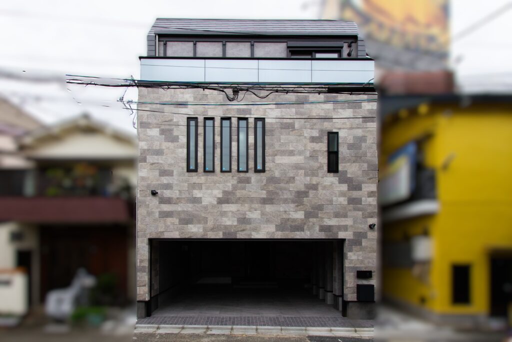 大阪府堺市・新築注文住宅〈タイル・エコカラット仕様〉